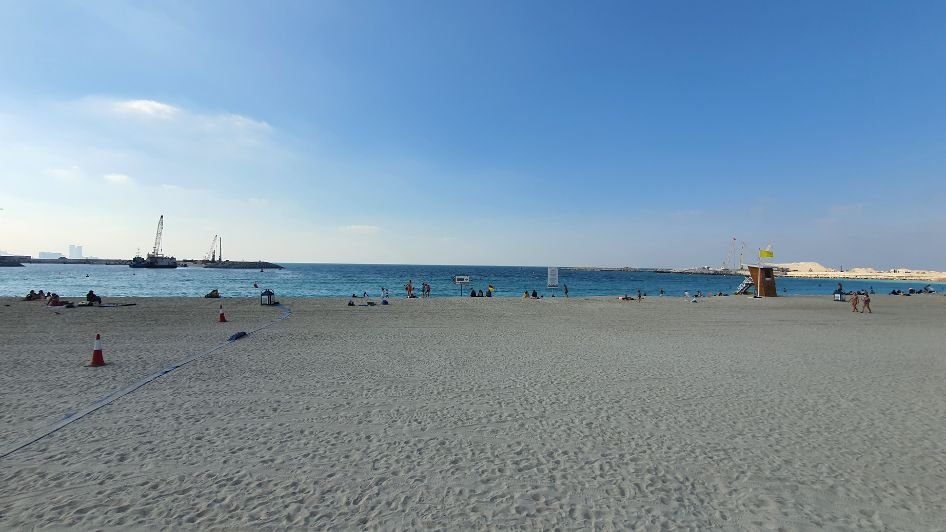 شاطئ أم سقيم دبي